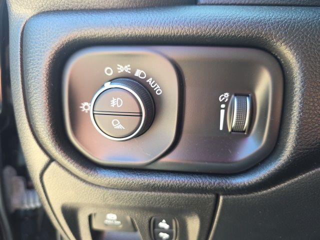 2021 Ram 1500 Big Horn/Lone Star - Diamond Black Crystal Pearlcoat exterior view 16