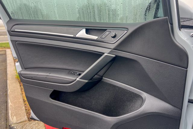 used 2018 Volkswagen Golf SportWagen car, priced at $23,889