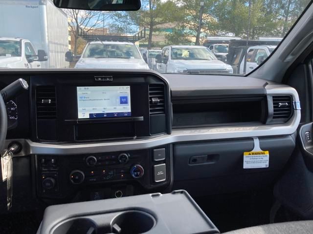 2025 Ford F-350 Super Duty XL