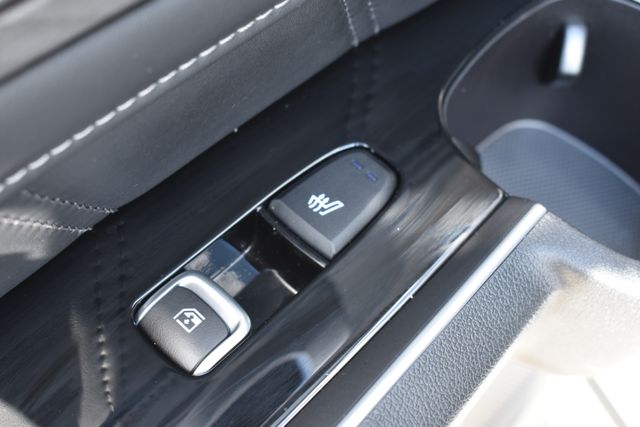 Used 2024 Kia Sorento SUV