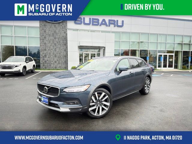 2025 Volvo V90 Cross Country B6 Plus AWD