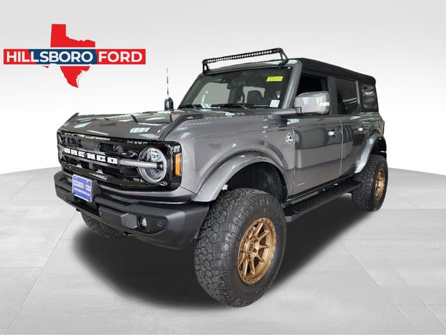 2024 Ford Bronco Outer Banks 1