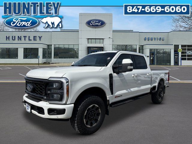 2023 Ford F-350 Super Duty Lariat Crew Cab 4WD