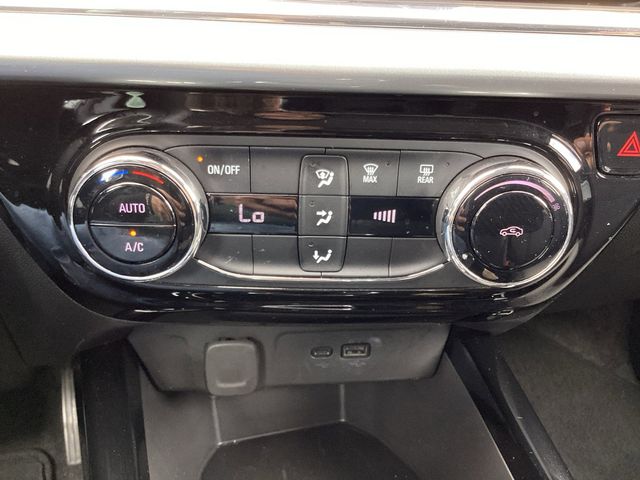 Used Car 2025 Chevrolet Trax  Lt For Sale Under $25,000 In San Antonio, Texas