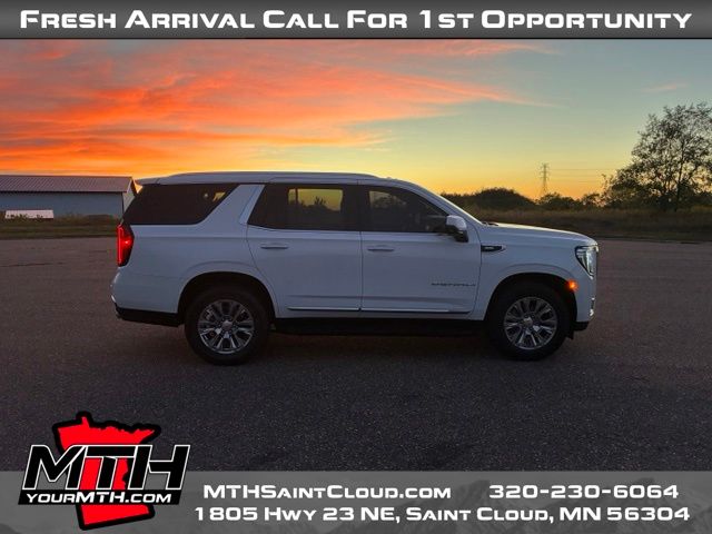 2023 GMC Yukon Denali 4WD