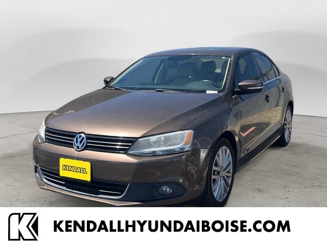 2012 Volkswagen Jetta SEL Premium 6AT PZEV's photo