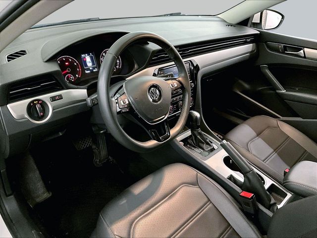 2022 Volkswagen Passat 2.0T SE - 11