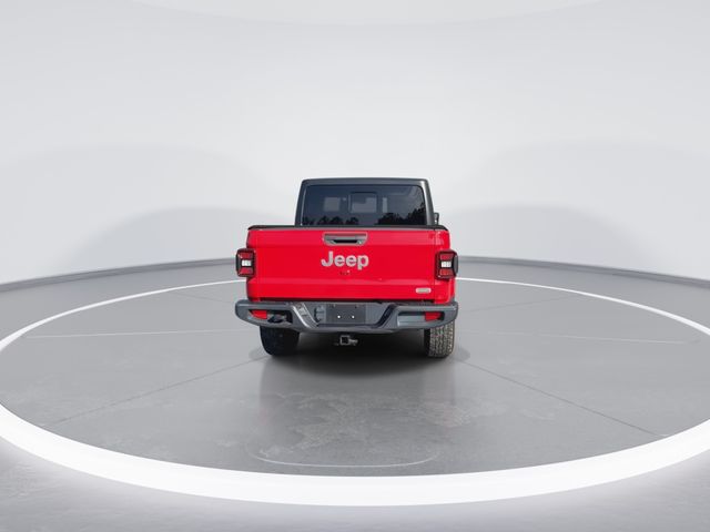 Used 2021 Red Jeep Overland image 10