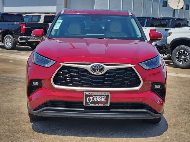 2022 Toyota Highlander XLE Red at Bayway Chrysler Dodge Jeep Ram