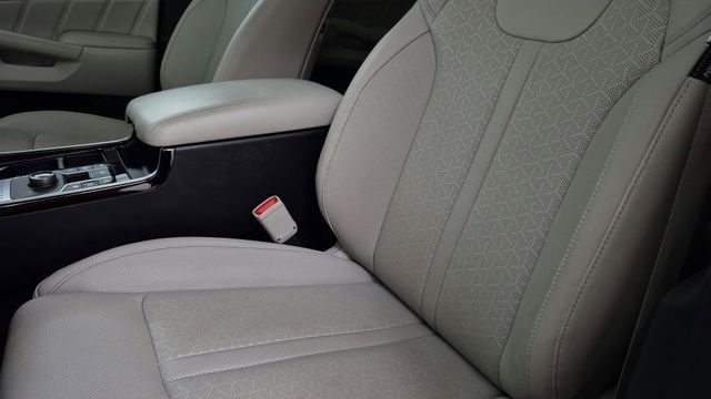 2023 Kia Sorento Plug-In Hybrid