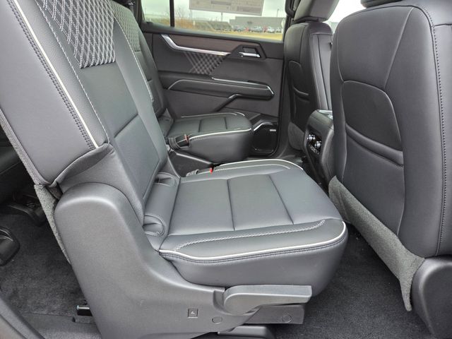 2026 GMC Acadia Denali AWD