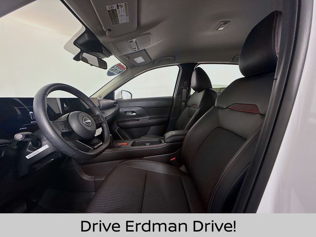 Used 2025 Nissan Kicks SUV