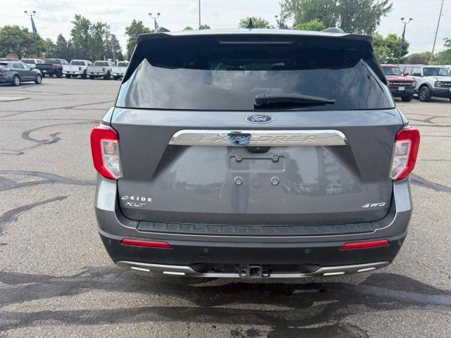 2022 Carbonized Gray Metallic Ford Explorer XLT 4X4 SUV