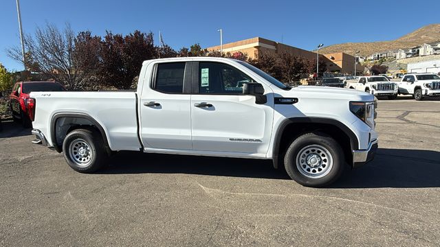 2025 GMC Sierra 1500 Pro 2