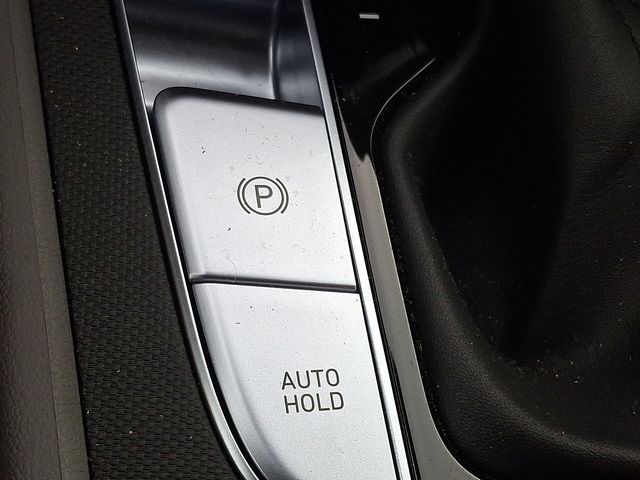 Used 2025 Hyundai Elantra Sedan