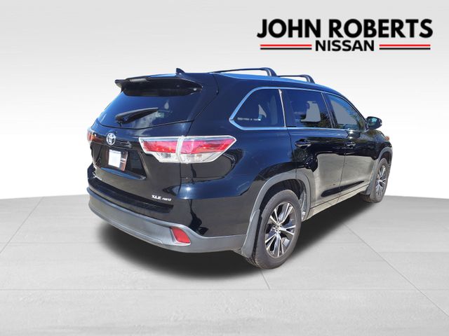 2016 Toyota Highlander XLE V6 16