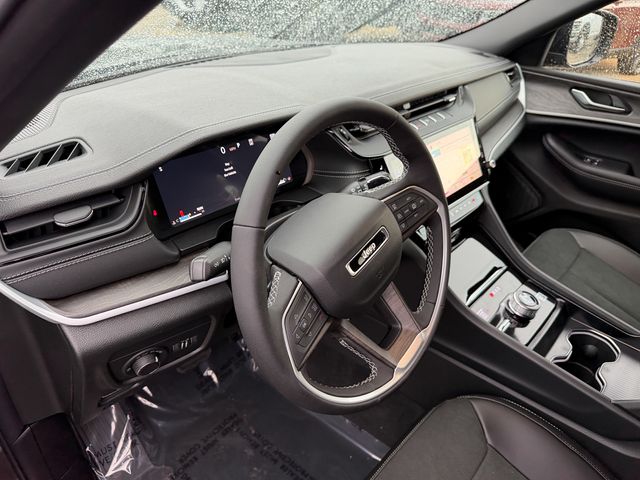 new 2026 Jeep Grand Cherokee car, priced at $37,525