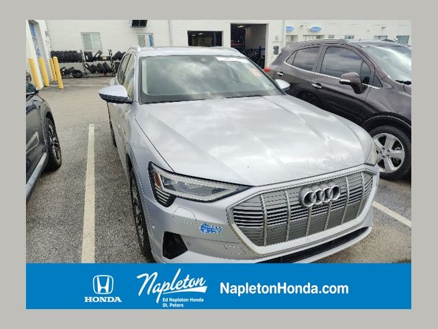 Silver Metallic 2021 Audi e-tron quattro Premium Plus SUV SUV / Crossover All-Wheel Drive Automatic