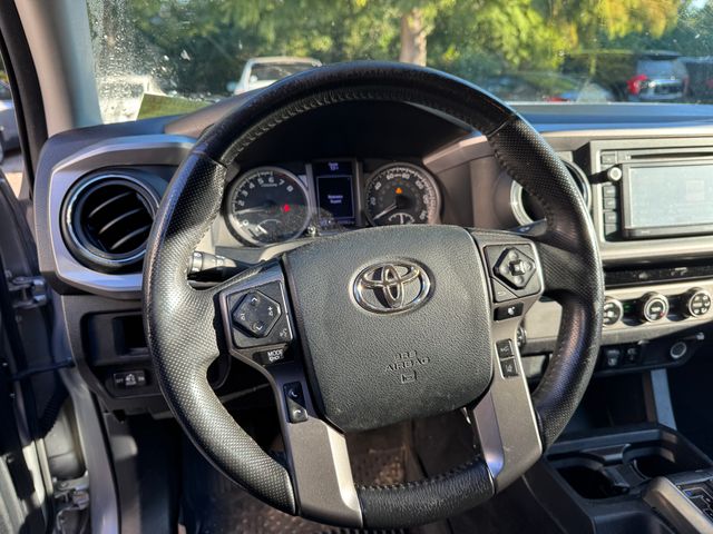 2018 Toyota Tacoma SR5 13