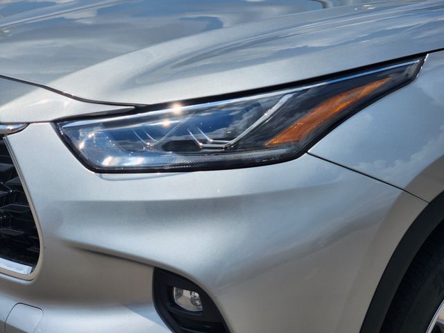 2025 Toyota Highlander Limited Silver at Gullo Toyota