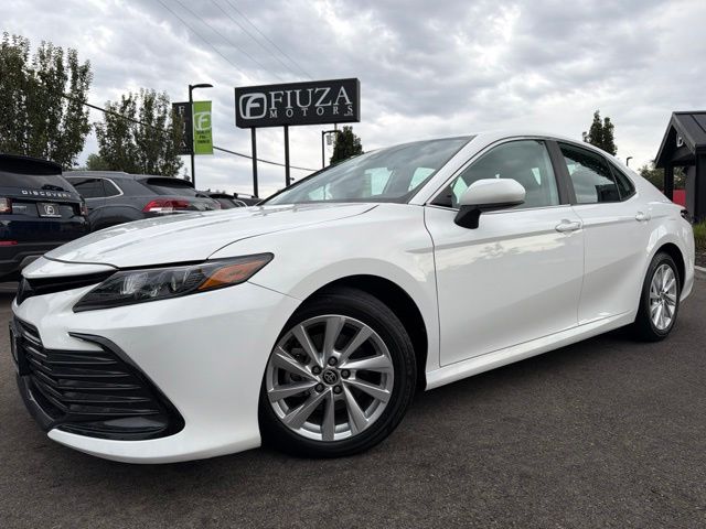 2023 Toyota Camry LE FWD