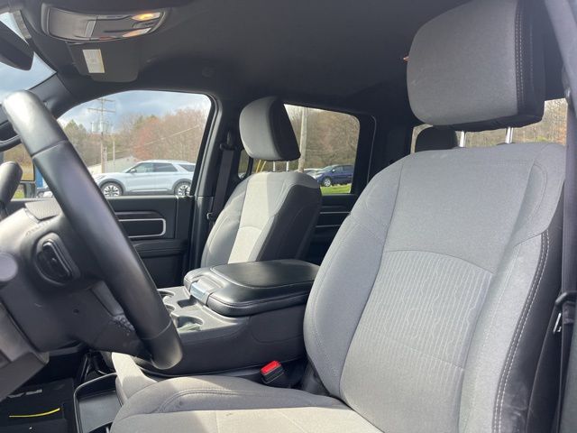 Used 2024 White Ram Big Horn image 12