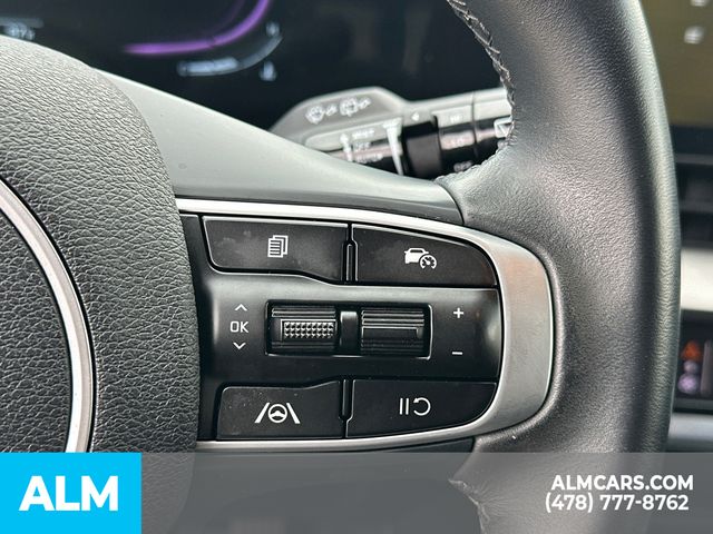 Used 2025 Black Kia EX image 30