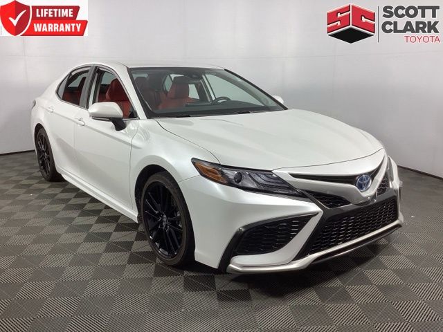 2024 Toyota Camry Hybrid XSE