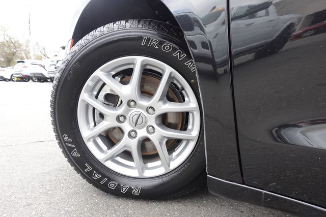 used 2022 Chrysler Pacifica car, priced at $22,235