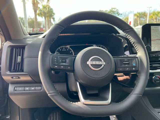2025 Gun Metallic Nissan Pathfinder SL FWD SUV