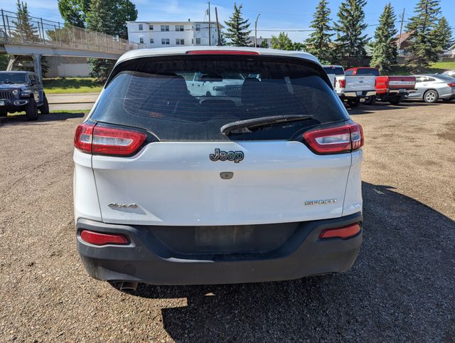 2016 Bright White Clearcoat Jeep Cherokee Sport 4X4 SUV