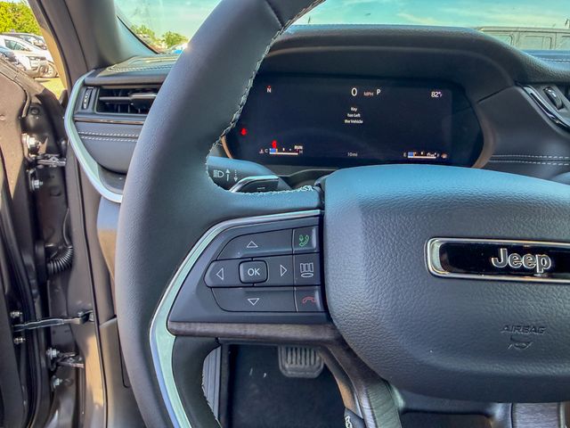 new 2026 Jeep Grand Cherokee car, priced at $37,525