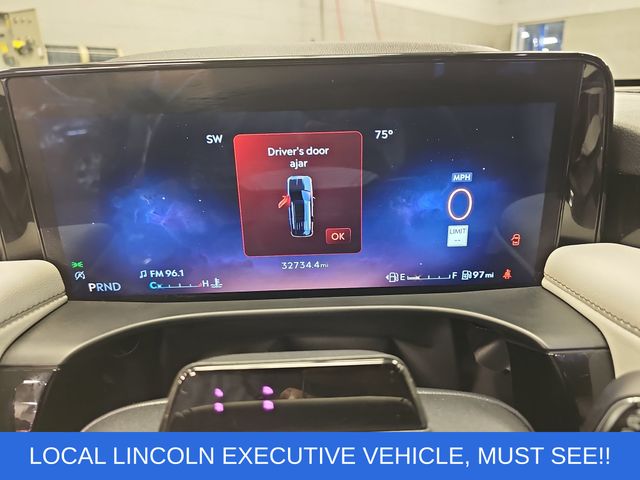 Used 2025 Blue Lincoln Reserve image 19