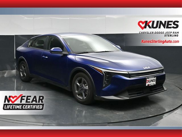 Deep Sea Blue 2025 Kia K4 Sedan Front-Wheel Drive Continuously Variable Transmission