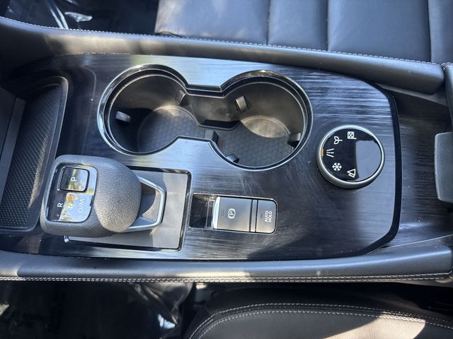 Used 2021 Gray Nissan SL image 25