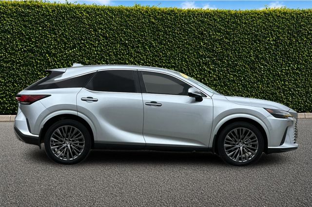 Certified Used 2025 Silver Lexus 350h Luxury image 3