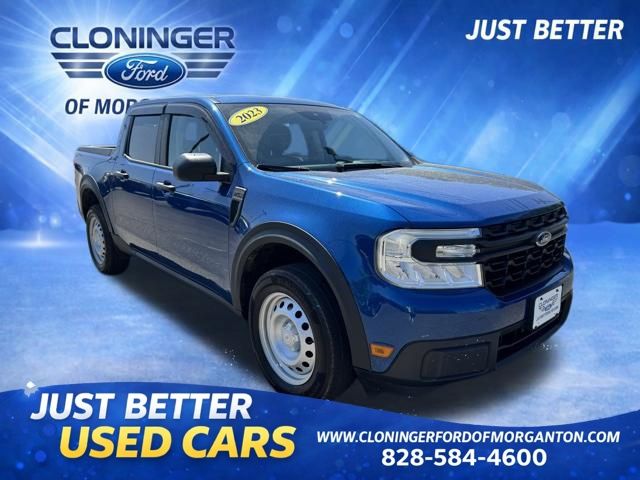 Blue Metallic 2023 Ford Maverick XL SuperCrew FWD Pickup Truck Front-Wheel Drive Continuously Variable Transmission