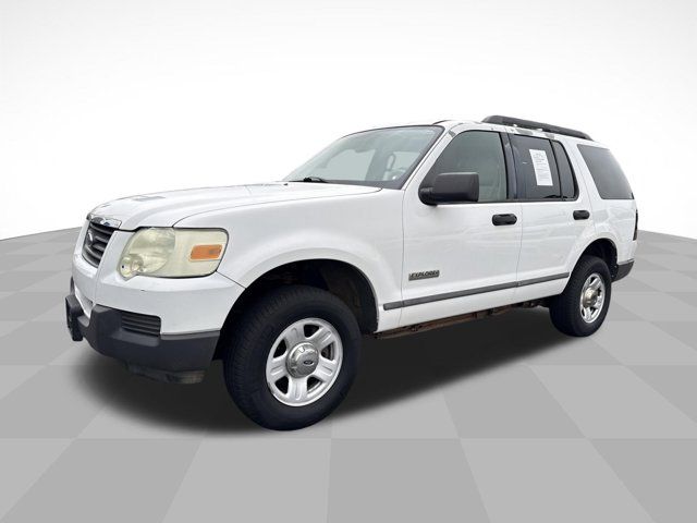  2006 Ford Explorer XLS V6   