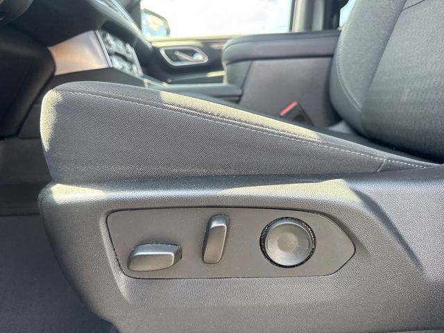 Used 2023 White GMC SLE image 13