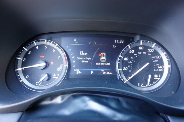 used 2021 Toyota Highlander car, priced at $31,500