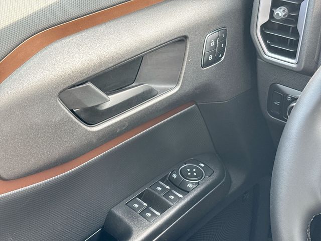 New 2025 Ruby Red Metallic Tinted Clearcoat Ford Outer Banks® image 32