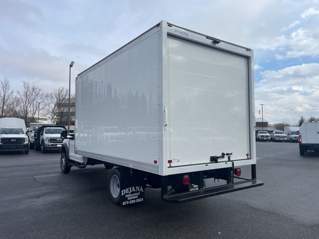 2024 Ford F-600 Super Duty 