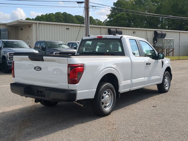 New 2026 Oxford White Ford XL image 13