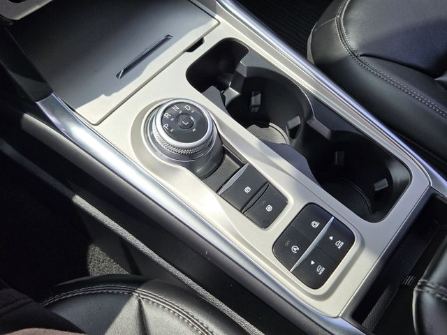 2023 Agate Black Metallic Ford Explorer XLT RWD SUV