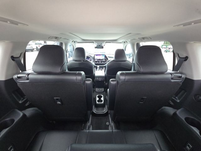 2023 Toyota Highlander Platinum:169299A