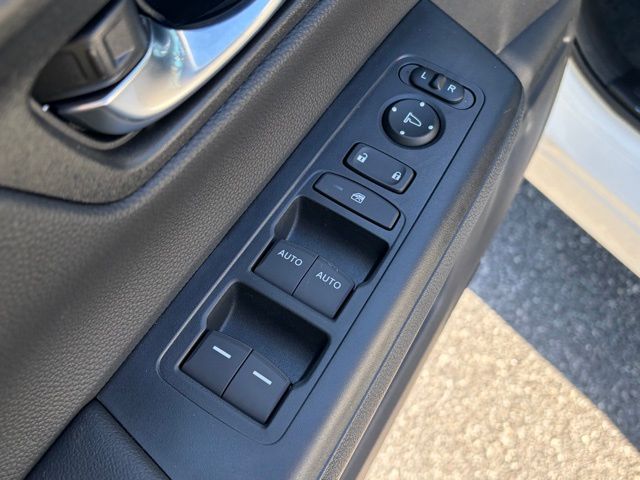 new 2026 Honda CR-V Hybrid car, priced at $39,035