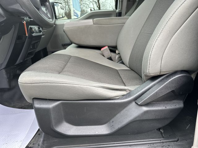 Used 2019 White Ford XL image 16