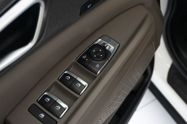 Used 2026 Kia Carnival Hybrid Van
