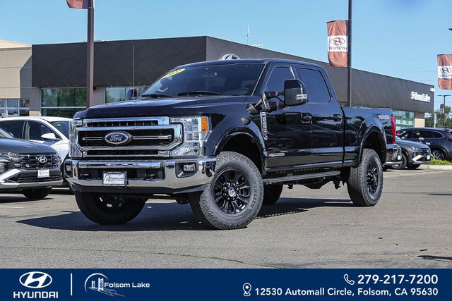 Black Metallic 2022 Ford F-250 Super Duty Lariat Crew Cab 4WD Pickup Truck Four-Wheel Drive Automatic