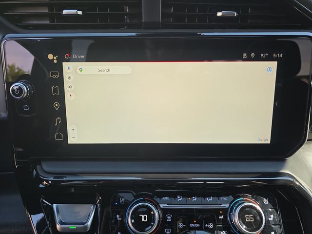 Used 2025 White GMC AT4X image 23